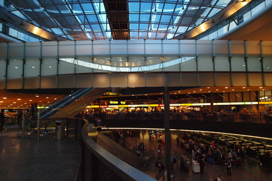 チューリッヒ空港駅